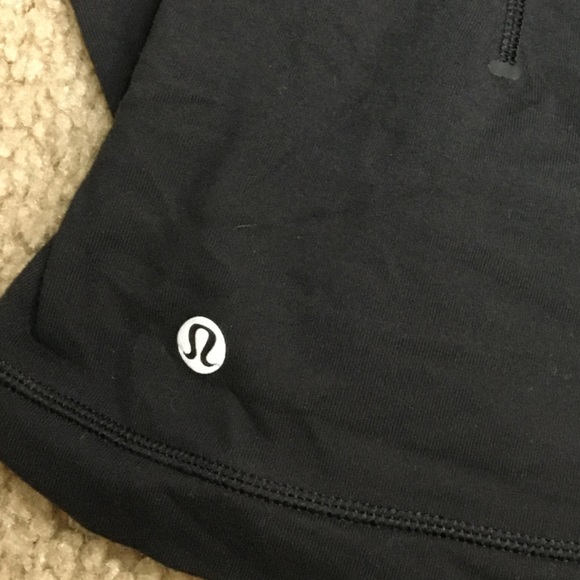 Lululemon Runderful Long Sleeve
Black - Picture 6 of 7